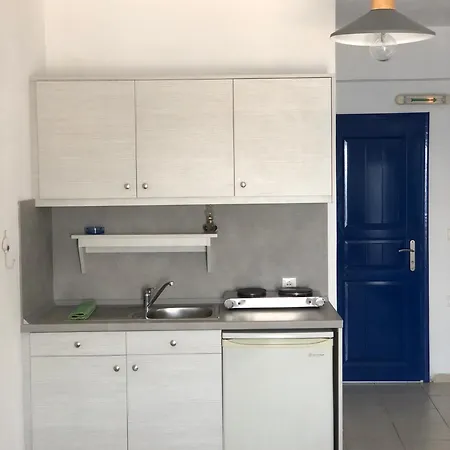 شقة Vrahos - Alopronia