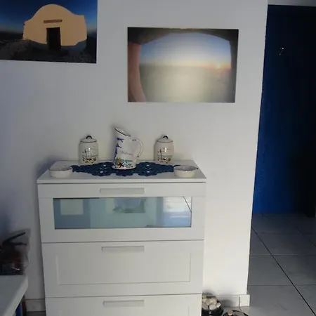 Vrahos - *